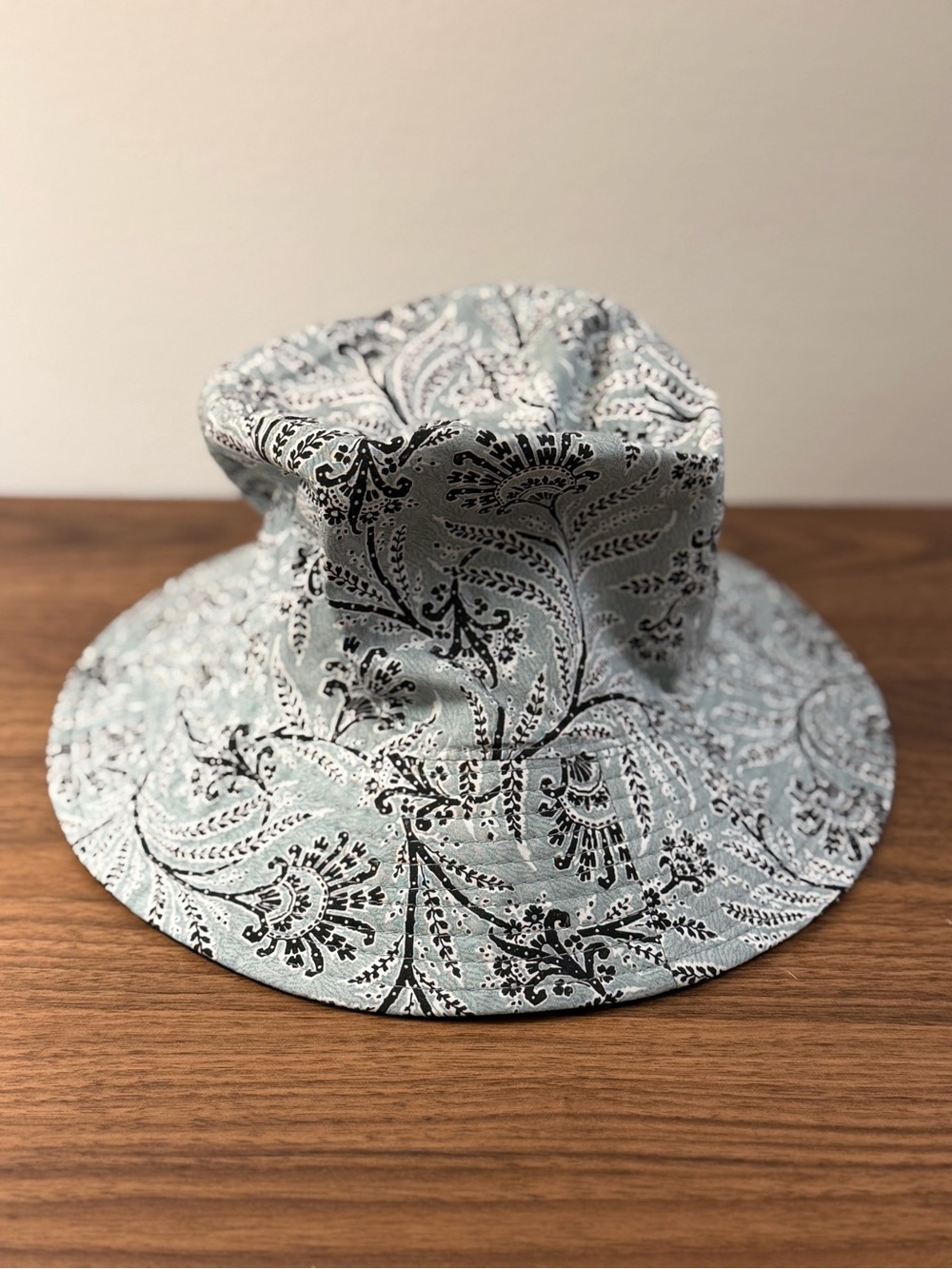 NEW J Crew Reversible Floral Ratti Bucket Hat M/L